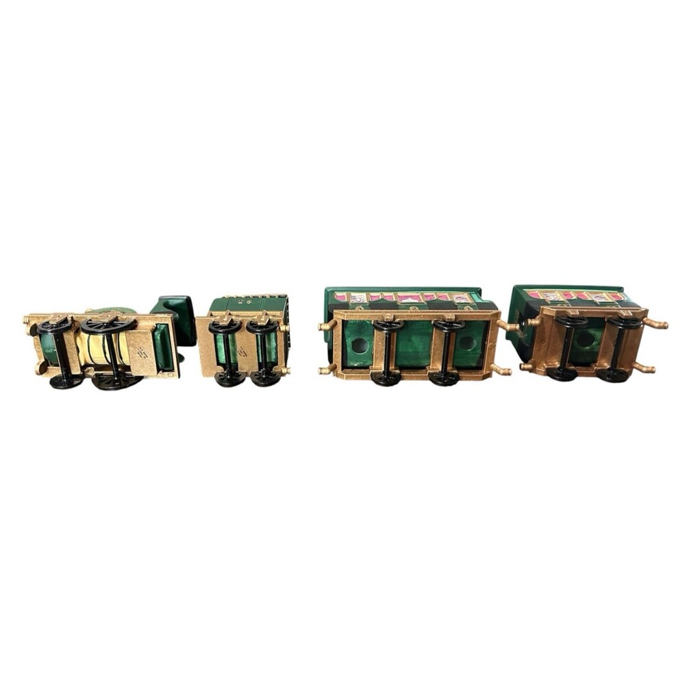 Dept 56 Heritage Village Collection The Flying Scot Train 5573-5 Passenger Train - Picture 9 of 12